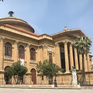 https://a-casa-di-alli.palermohotels.org