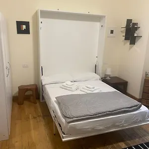 https://casetta-san-biagio.lecce-hotels.com